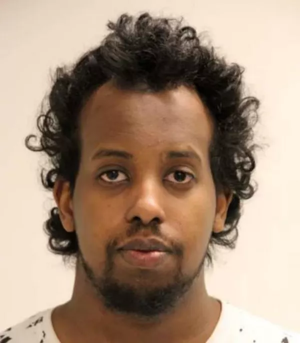 Hämnddåd i Norsborg: Man dömd för mordförsök efterlyses 